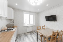 Продажа 2-комн. квартира, 50 м², 8/9 этаж — фото 2
