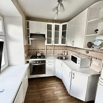 Продажа 3-комн. квартира, 56 м², 4/9 этаж — фото 1