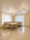 Продажа 2-комн. квартира, 79 м², 3/10 этаж — фото 2