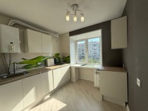 Продажа 2-комн. квартира, 43 м², 5/5 этаж — фото 3