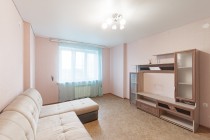 Продажа 2-комн. квартира, 64 м², 4/18 этаж — фото 1