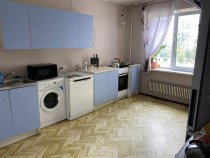 Продажа 2-комн. квартира, 77 м², 4/10 этаж — фото 5