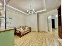 Продажа 2-комн. квартира, 60 м², 4/18 этаж — фото 2