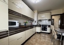Продажа 4-комн. квартира, 82 м², 8/10 этаж — фото 2