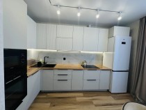 Продажа 2-комн. квартира, 52 м², 12/15 этаж — фото 3
