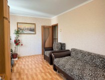 Продажа 2-комн. квартира, 46 м², 5/5 этаж — фото 2