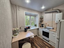 Продажа 1-комн. квартира, 31 м², 2/5 этаж — фото 2