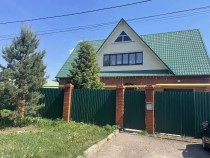 Продажа дом 179 м², участок 12 сот. — фото 1