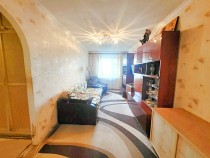 Продажа 3-комн. квартира, 57 м², 5/10 этаж — фото 1