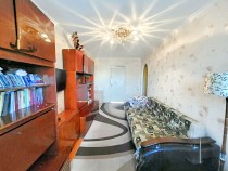 Продажа 3-комн. квартира, 57 м², 5/10 этаж — фото 2