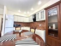 Продажа 2-комн. квартира, 65 м², 4/19 этаж — фото 2