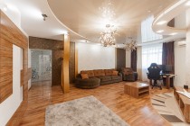 Продажа 3-комн. квартира, 104 м², 8/10 этаж — фото 3
