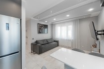 Продажа 1-комн. квартира, 42 м², 9/17 этаж — фото 2