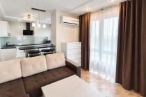 Продажа 2-комн. квартира, 65 м², 9/17 этаж — фото 2