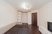 Продажа 1-комн. квартира, 37 м², 9/10 этаж — фото 1