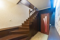 Продажа 3-комн. квартира, 135 м², 1/3 этаж — фото 25