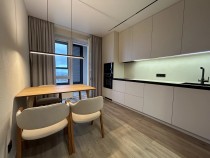 Продажа 2-комн. квартира, 56 м², 23/25 этаж — фото 1