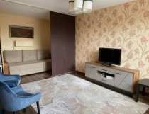 Продажа 1-комн. квартира, 43 м², 1/6 этаж — фото 1