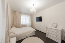 Продажа 3-комн. квартира, 93 м², 2/7 этаж — фото 3