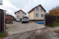 Продажа Продаются 2 жилых дома на одном участке 6 соток — фото 16