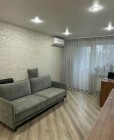 Продажа 2-комн. квартира, 42 м², 3/5 этаж — фото 2