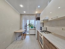 Продажа 2-комн. квартира, 54 м², 4/9 этаж — фото 3