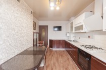 Продажа 3-комн. квартира, 69 м², 10/10 этаж — фото 8