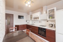 Продажа 3-комн. квартира, 69 м², 10/10 этаж — фото 9