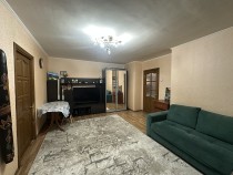 Продажа 3-комн. квартира, 65 м², 3/5 этаж — фото 2