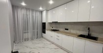 Продажа 2-комн. квартира, 53 м², 4/10 этаж — фото 1