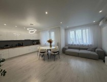 Продажа 3-комн. квартира, 95 м², 17/20 этаж — фото 2