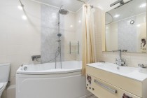 Продажа 2-комн. квартира, 66 м², 1/10 этаж — фото 14
