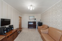 Продажа 2-комн. квартира, 75 м², 5/5 этаж — фото 4