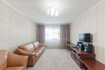 Продажа 2-комн. квартира, 75 м², 5/5 этаж — фото 2