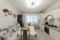 Продажа 2-комн. квартира, 75 м², 5/5 этаж — фото 7
