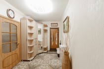 Продажа 2-комн. квартира, 75 м², 5/5 этаж — фото 12