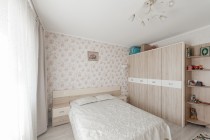 Продажа 2-комн. квартира, 75 м², 5/5 этаж — фото 6