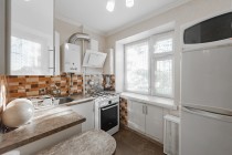 Продажа 3-комн. квартира, 61 м², 3/5 этаж — фото 3