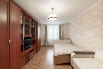 Продажа 1-комн. квартира, 44 м², 8/10 этаж — фото 1