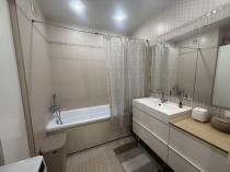 Продажа 2-комн. квартира, 75 м², 3/8 этаж — фото 10