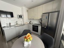 Продажа 2-комн. квартира, 75 м², 3/8 этаж — фото 1