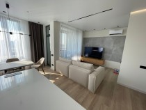 Продажа 2-комн. квартира, 56 м², 12/20 этаж — фото 2