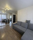 Продажа 2-комн. квартира, 42 м², 3/5 этаж — фото 1